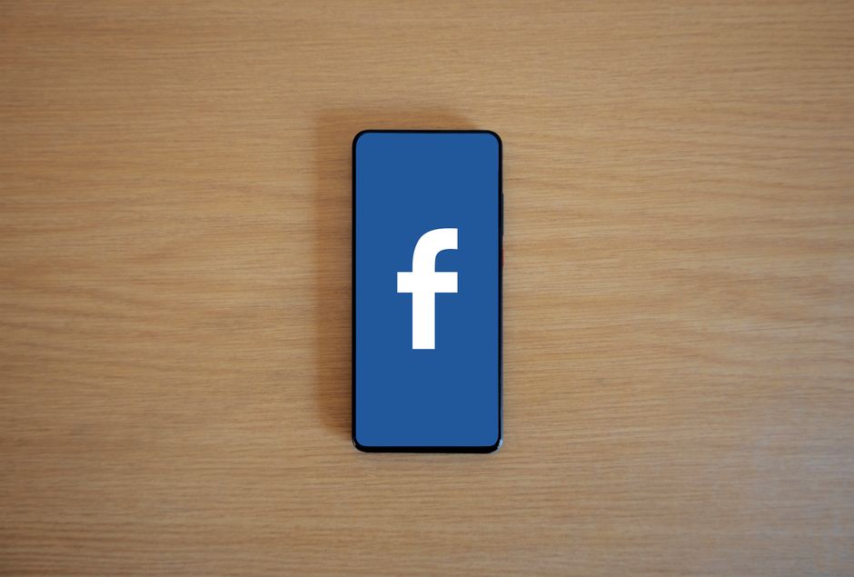 Facebook Algoritması ve Beğeni Stratejisi: 2026 Uzman Rehberi