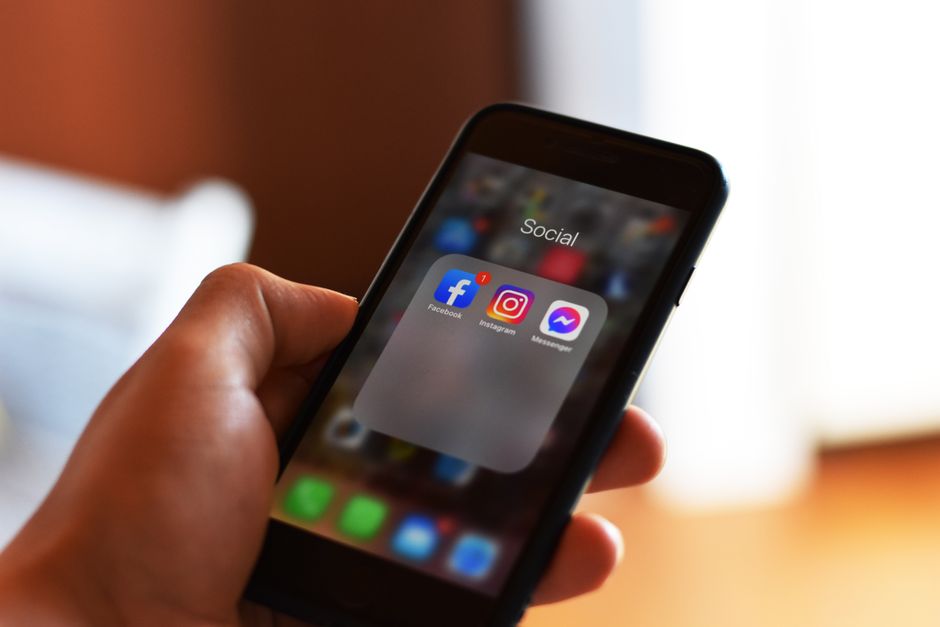 Facebook Algoritması ve Beğeni Stratejisi: 2026 Uzman Rehberi