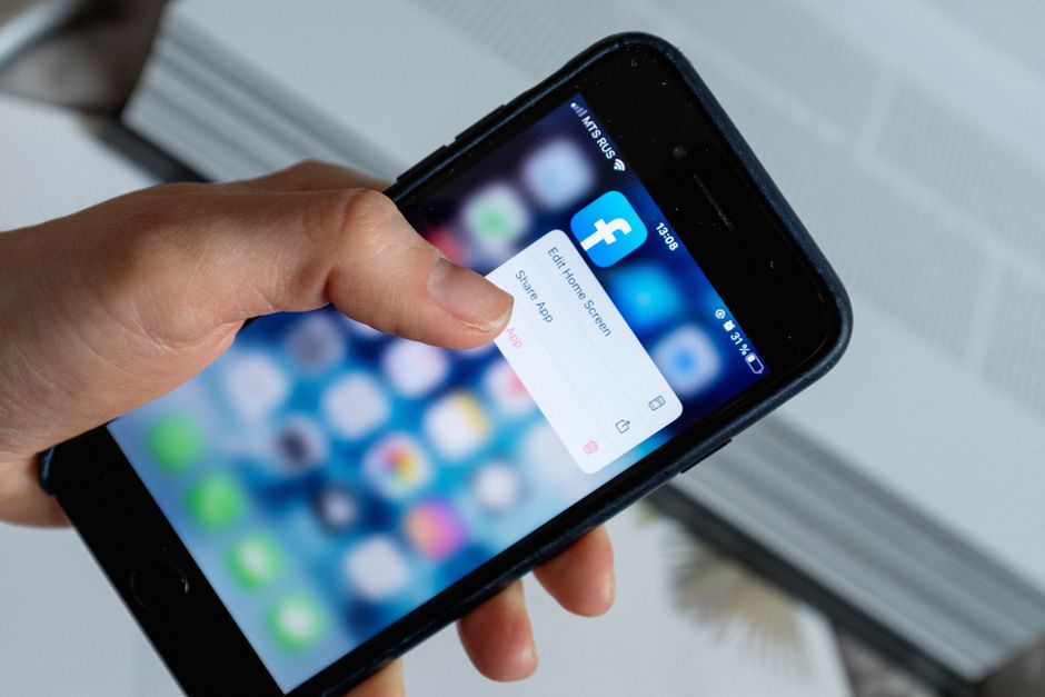 Facebook Algoritması ve Etkileşim Stratejisi: 2026 Uzman Rehberi