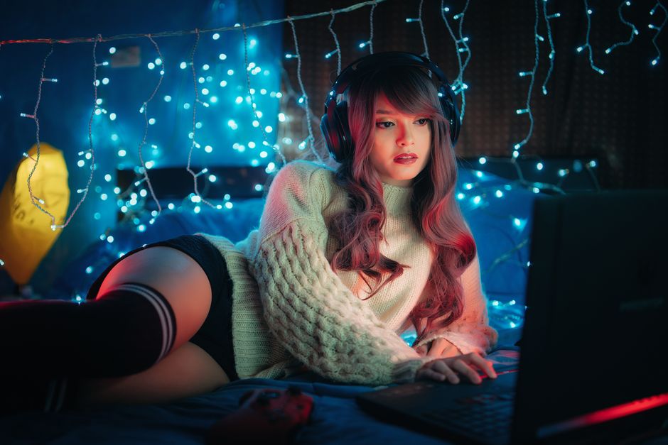 Twitch Fenomen Paketi mi Tek Takipçi mi? 2026 Karar Rehberi