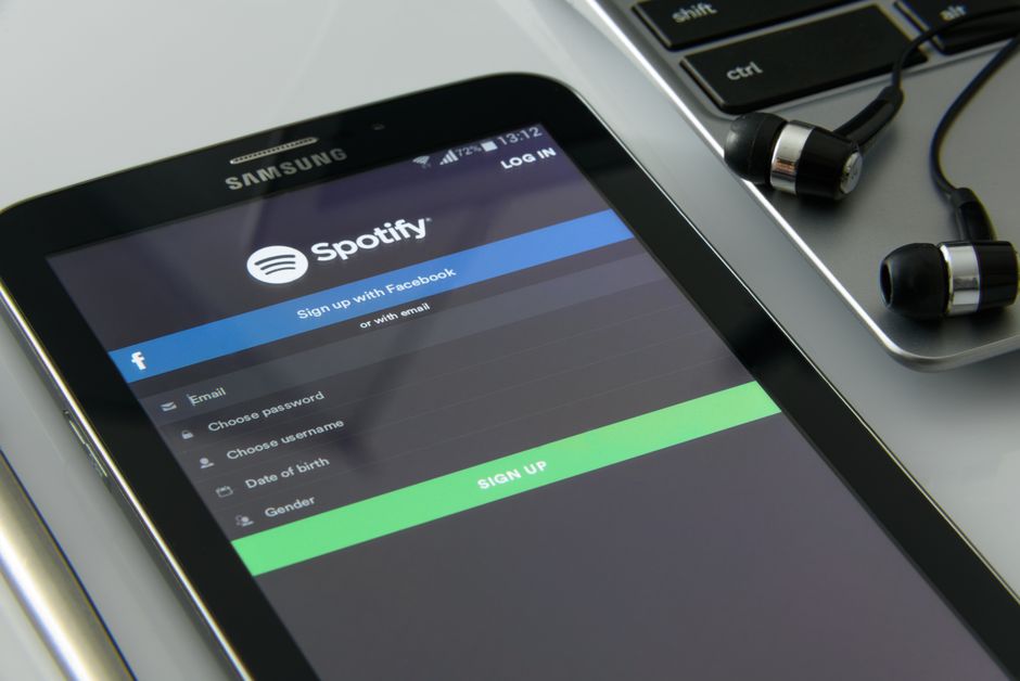 Ücretsiz Spotify Dinlenme Araçları + Premium Hızlandırma (2026)